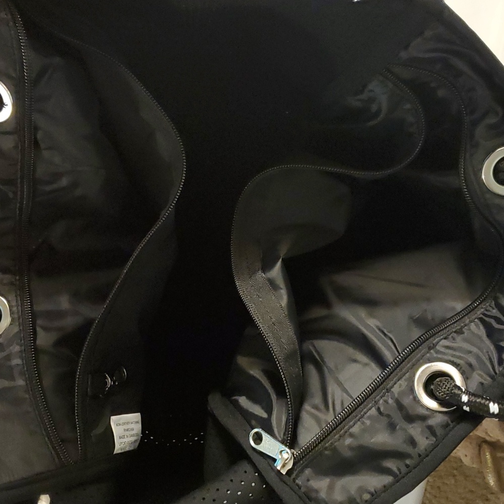 Large Neoprene Tote - Picture 8 of 10